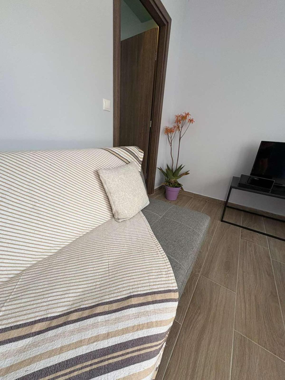 Nikiana Family Apartment Luaran gambar